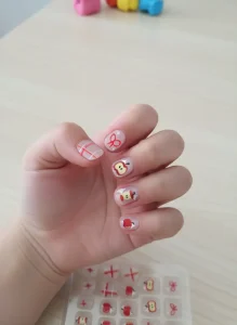 1478-ZX66-0066-CM54-NailArt-d-tsk-nehty-Jable-n-radost-