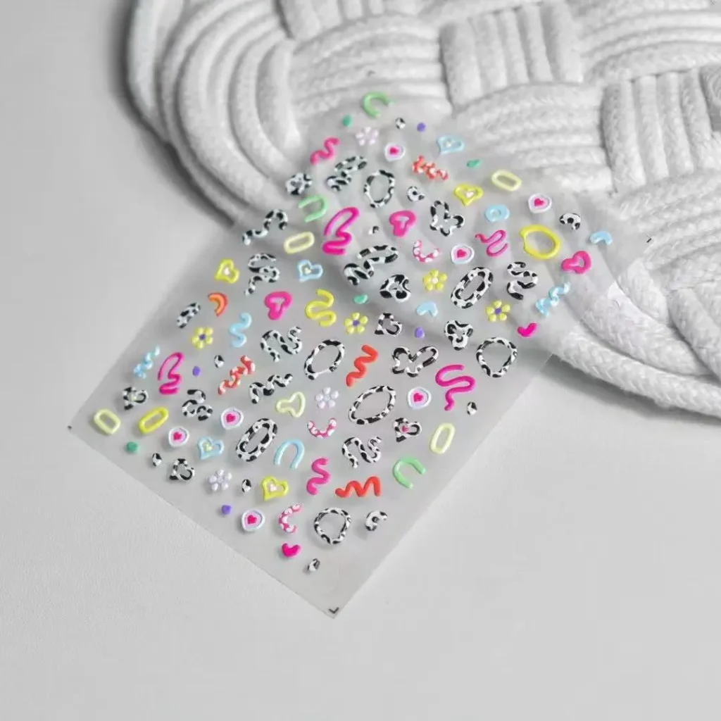 2509-maia00028-Samolepky-na-nehty-Zv-ec-neon-mix-