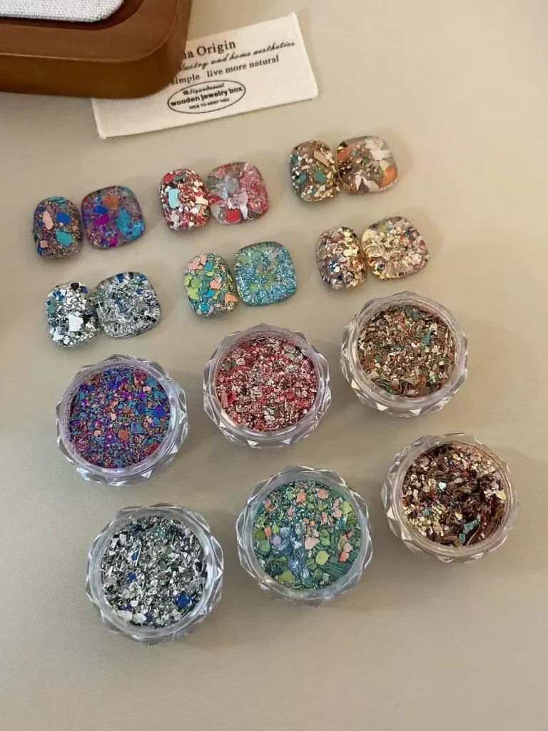 2587-Luxusn-drcen-t-pyt-Crushed-Foil-Glitter-Collection