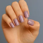 2669-NG200607-UV-n-lepky-na-nehty-Golden-Blush-Half-Moon
