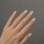 2907-NG200618-UV-n-lepky-na-nehty-Beige-Reflect